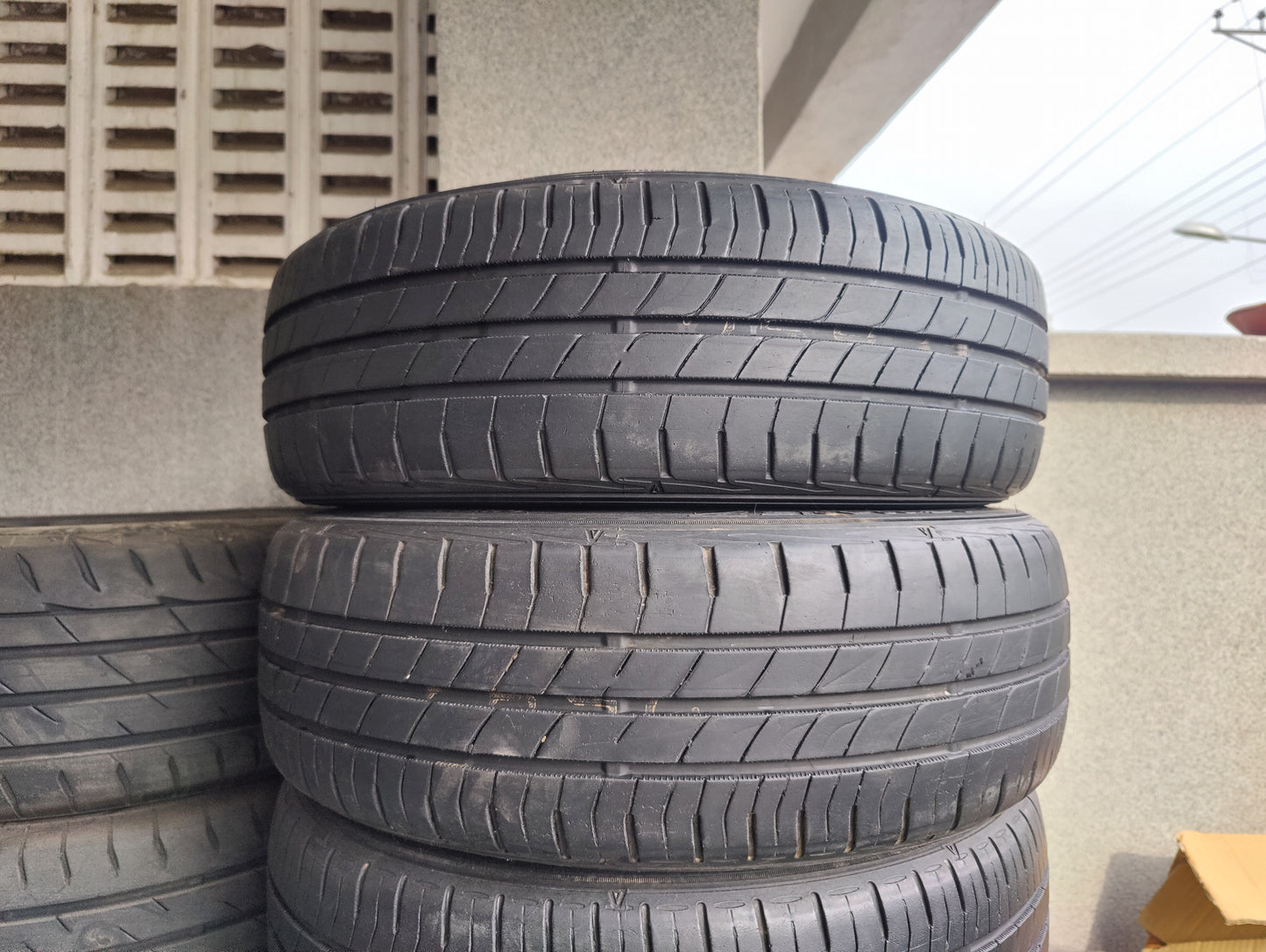 Dunlop Enasave 165/50/16 - Used