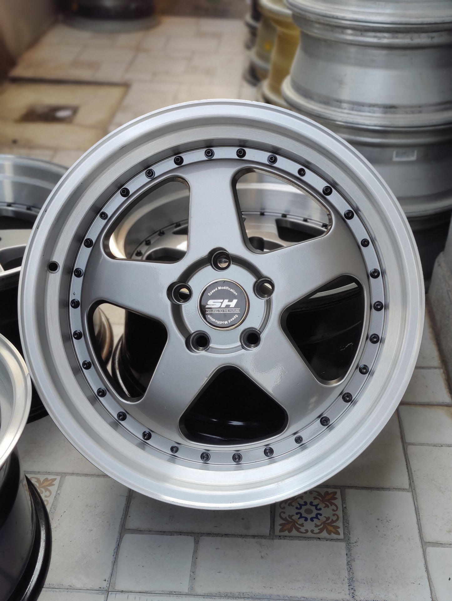 Rotiform Deep Dish