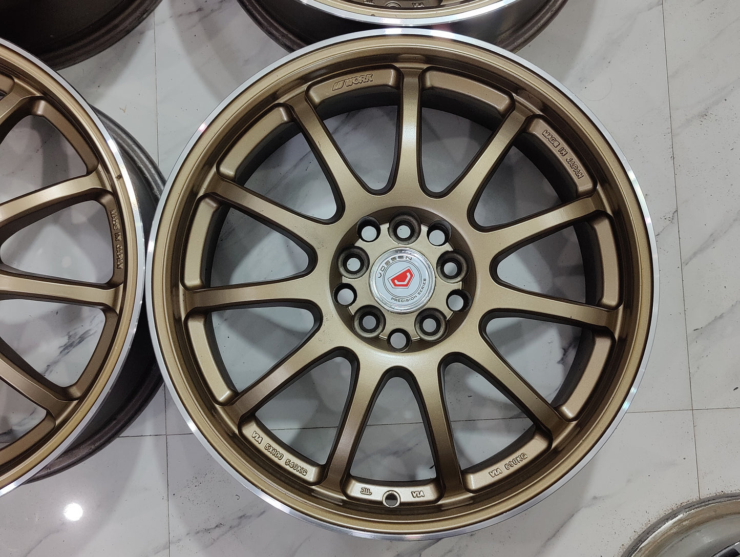 Work 11R Japan