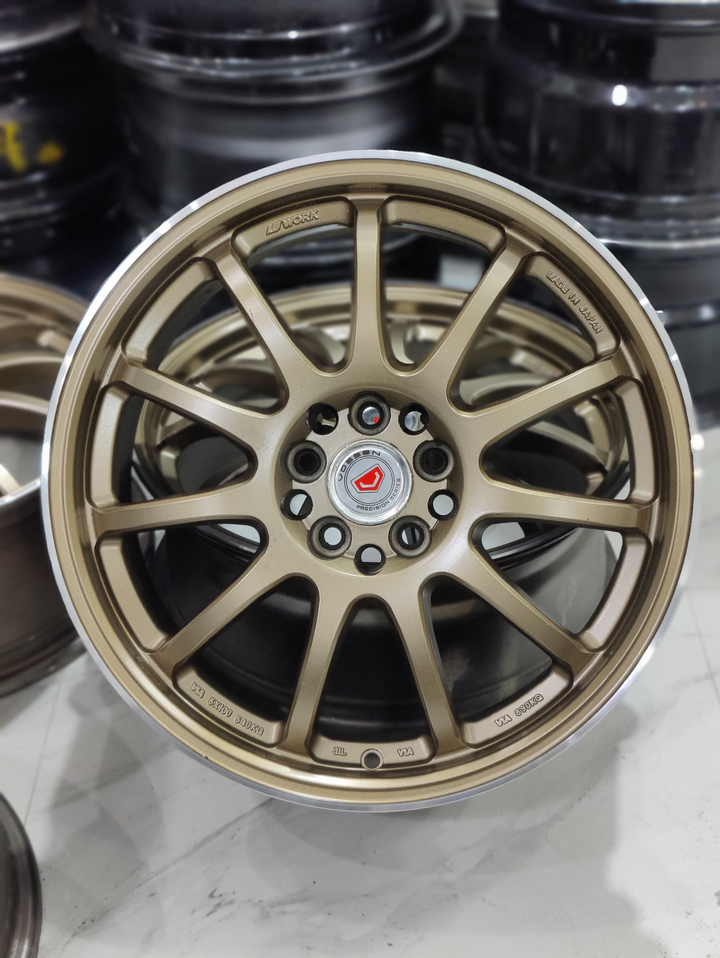 Work 11R Japan