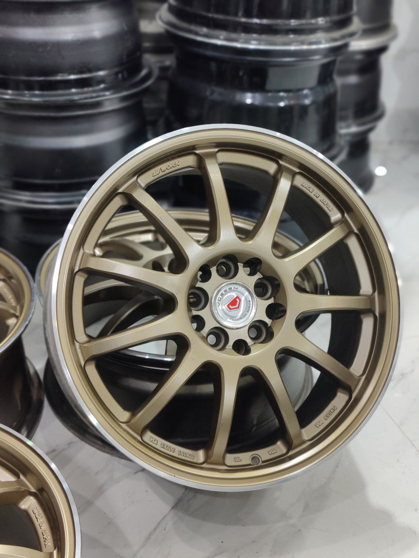 Work 11R Japan