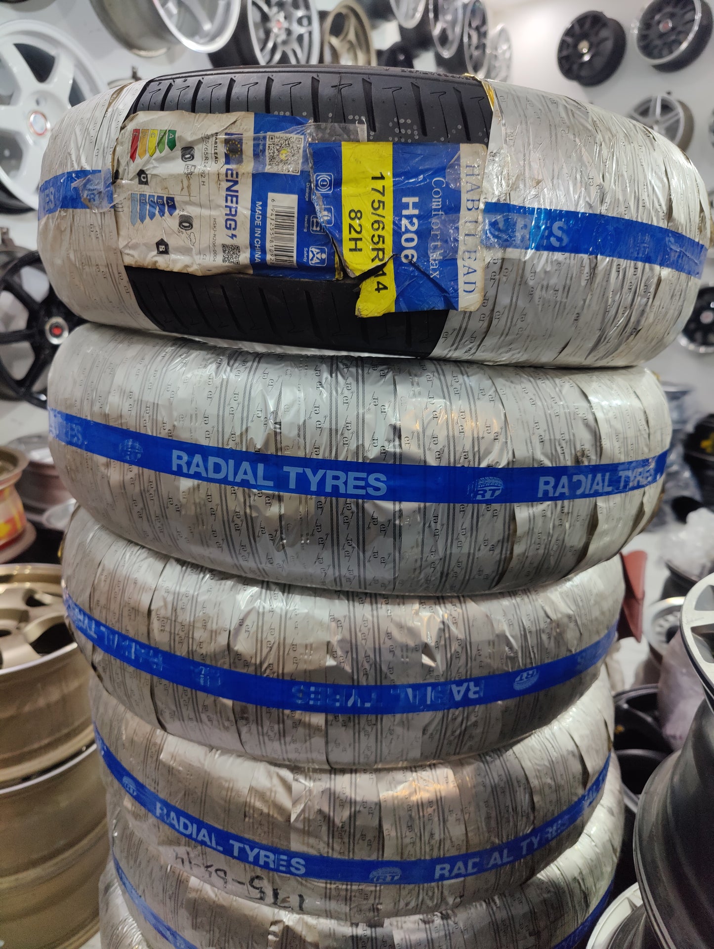 Habiled 175/65/R14 - New