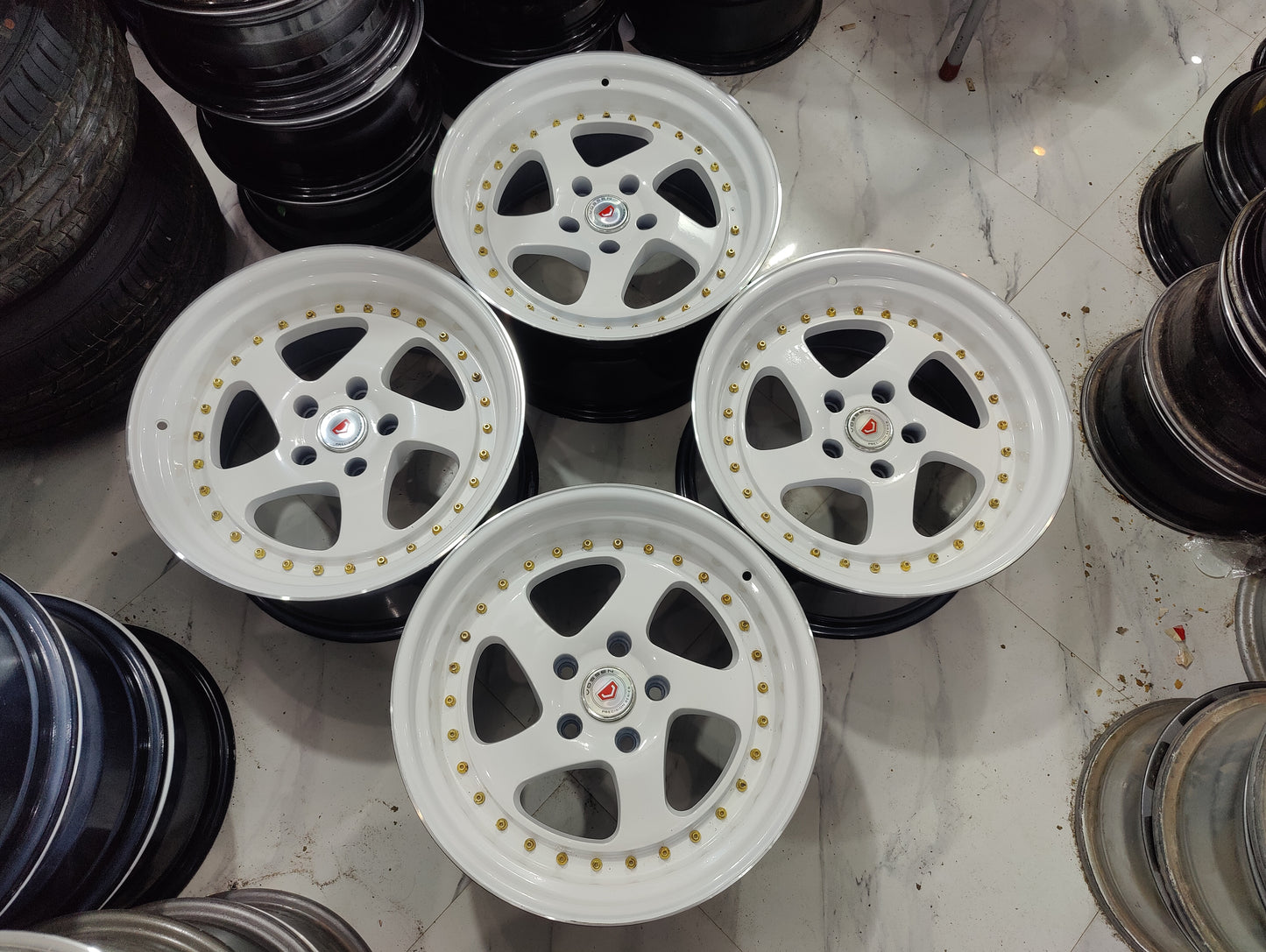 Rotiform Curving Star