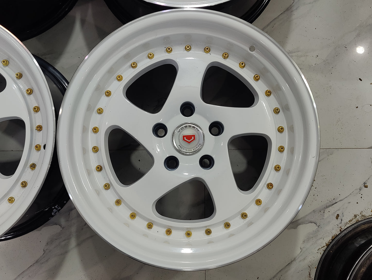 Rotiform Curving Star