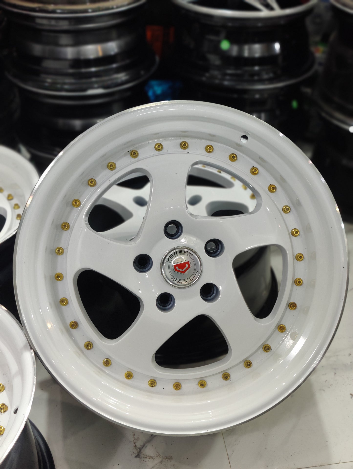 Rotiform Curving Star