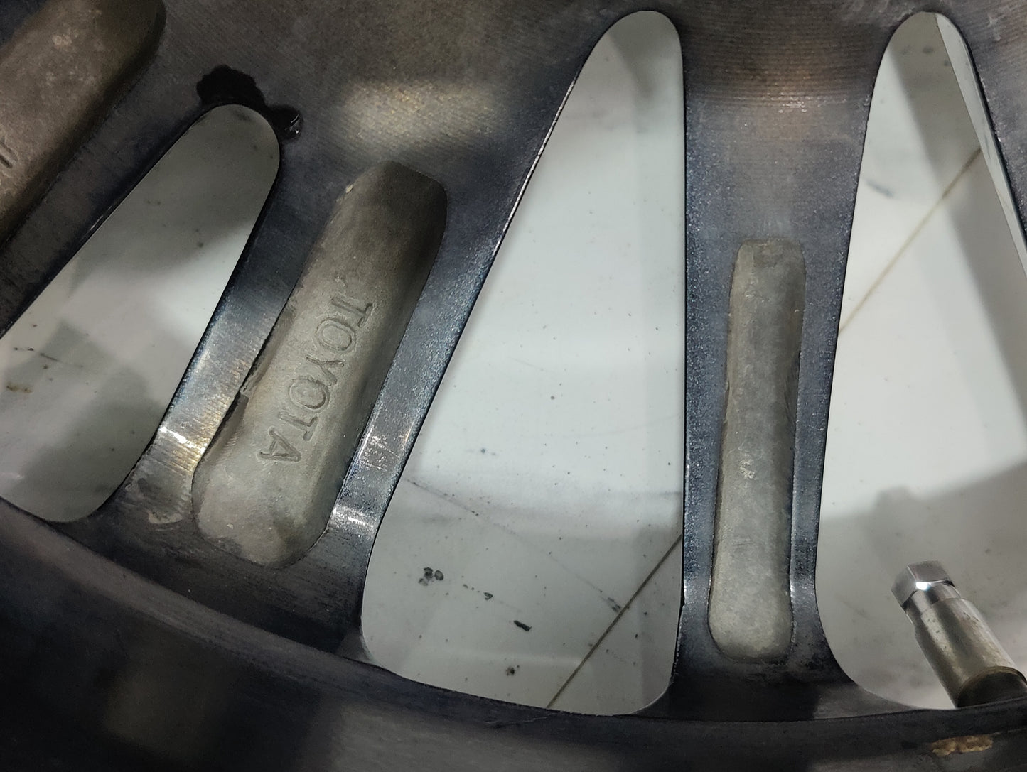 Corolla Grande Altis OEM Wheels