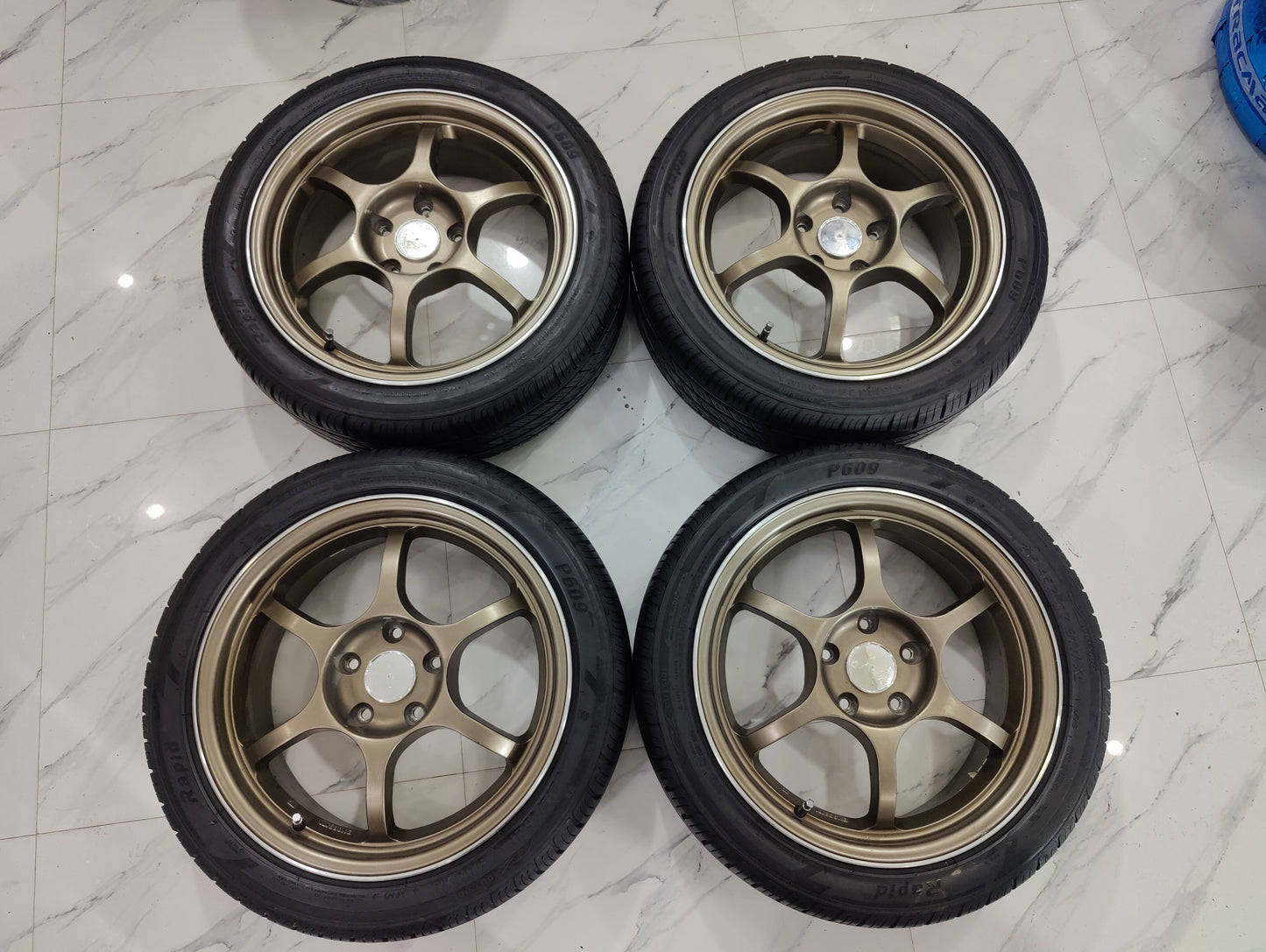Black Racing Wheels with Almost New Tyres