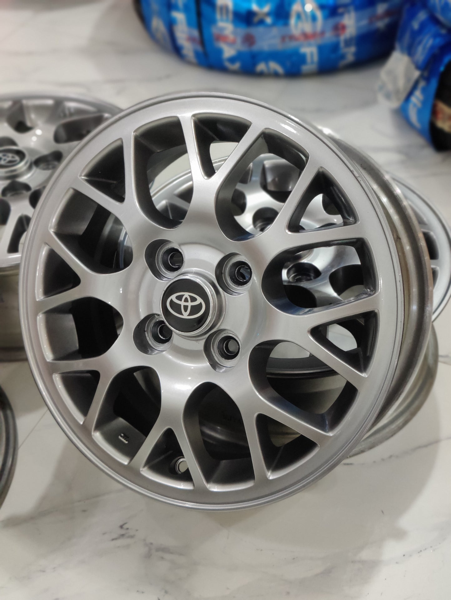 Corolla 2D/ Lancer OEM Wheels