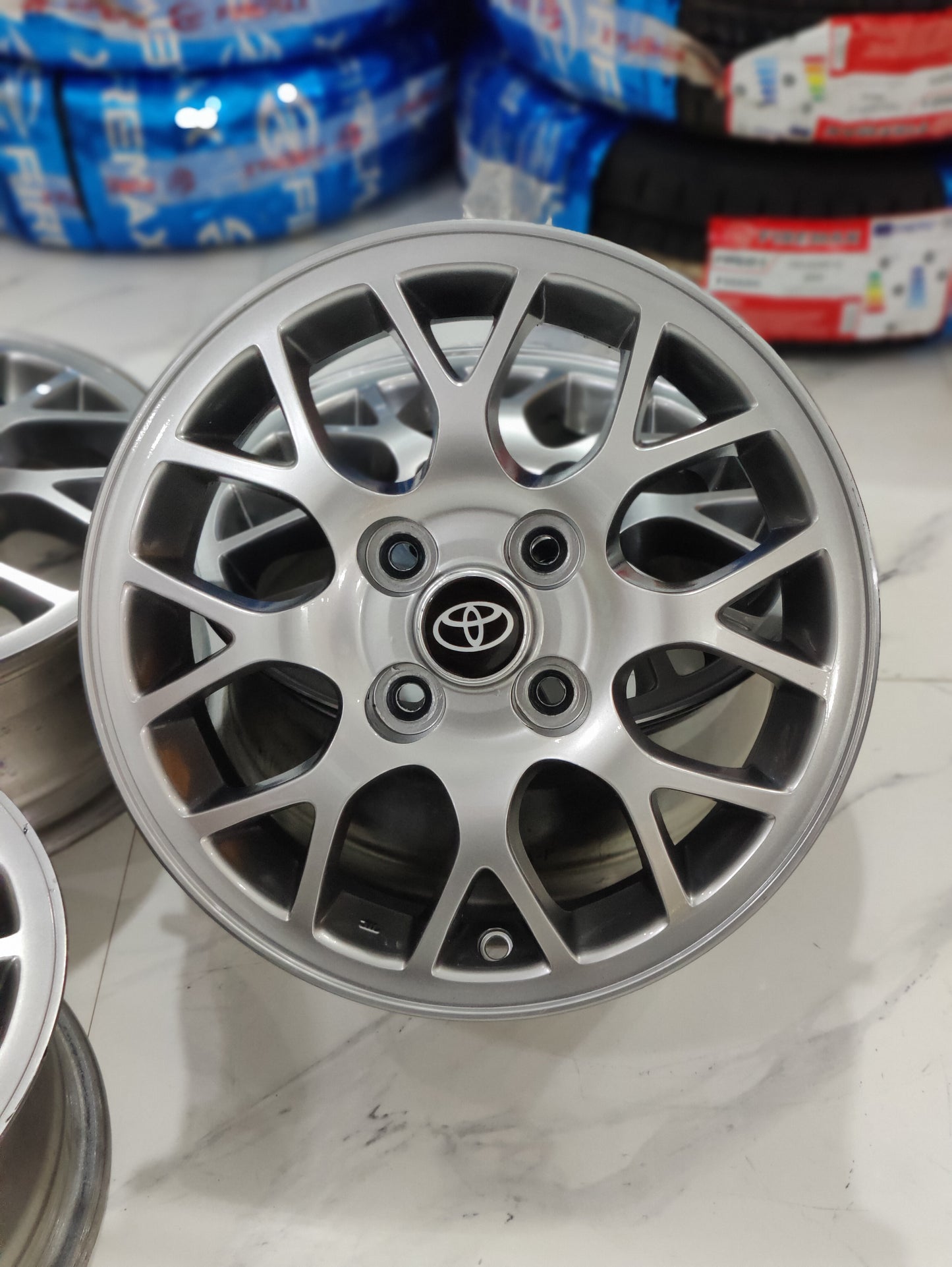Corolla 2D/ Lancer OEM Wheels