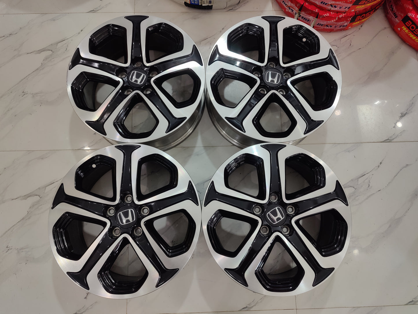 Honda Vezzel OEM Wheels
