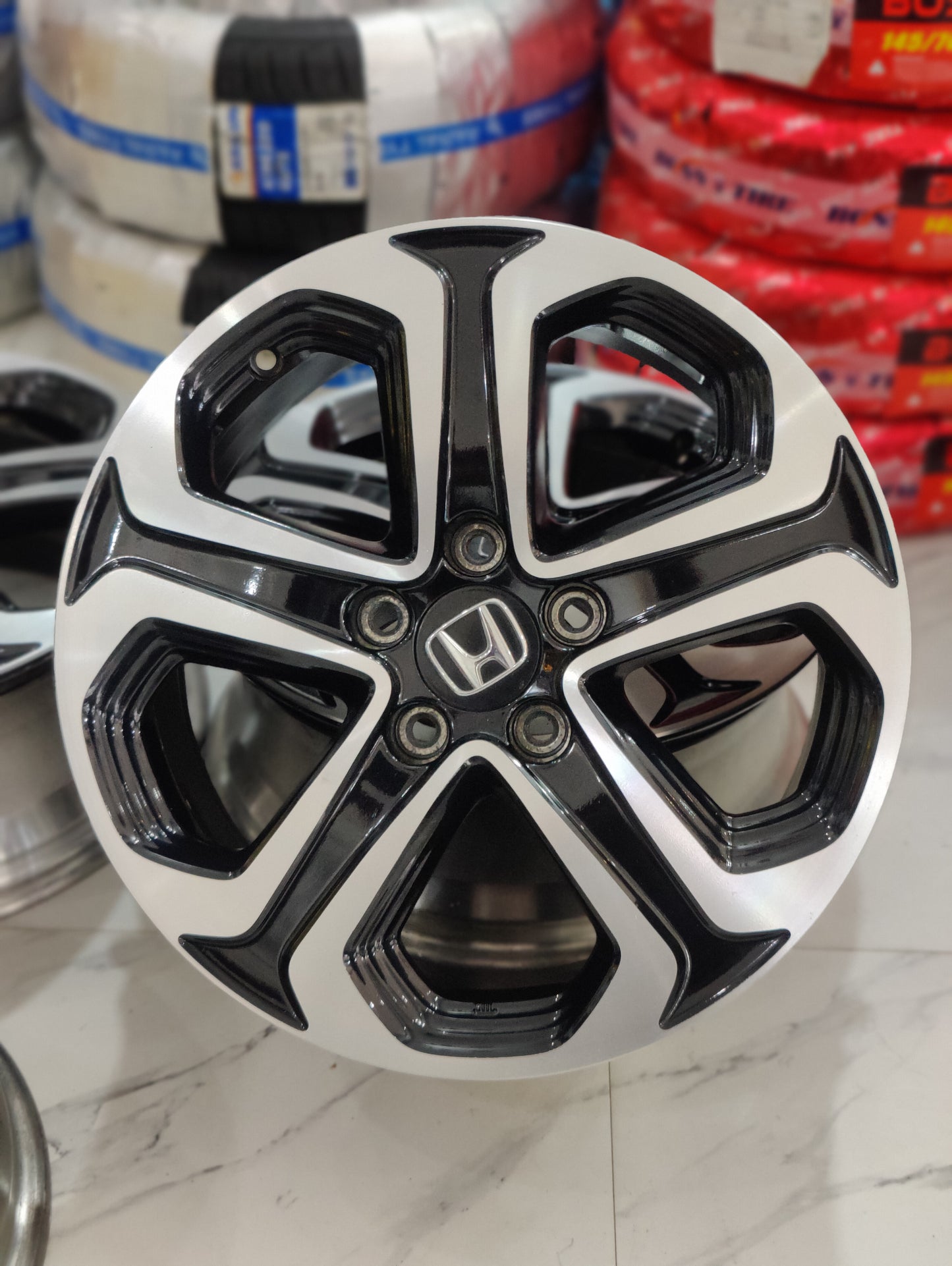 Honda Vezzel OEM Wheels