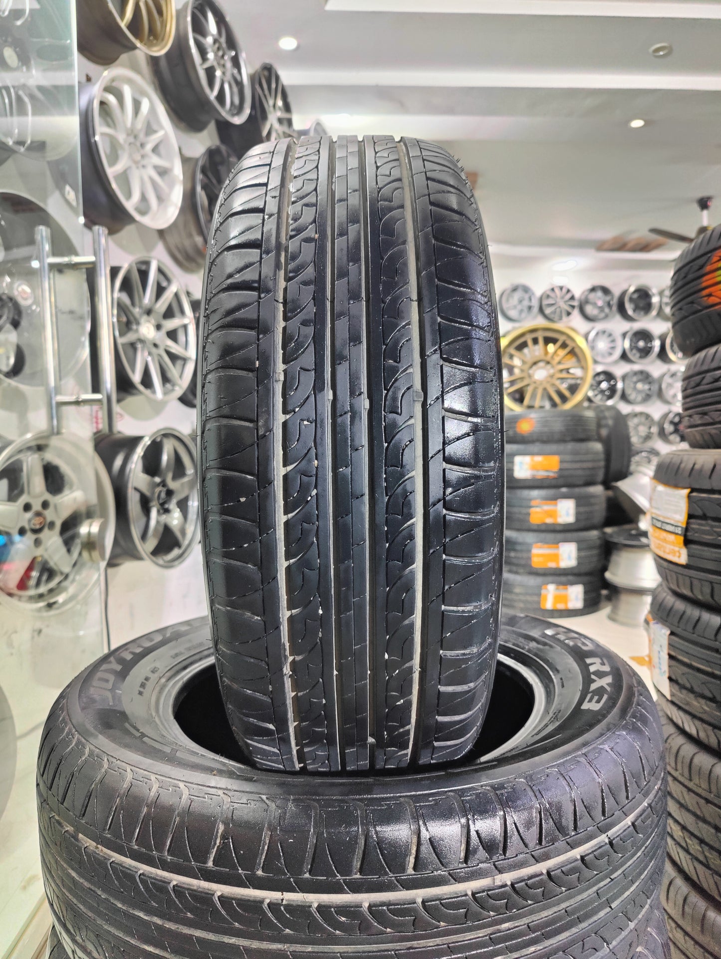 215/60/16 JoyRoad used tyres set available