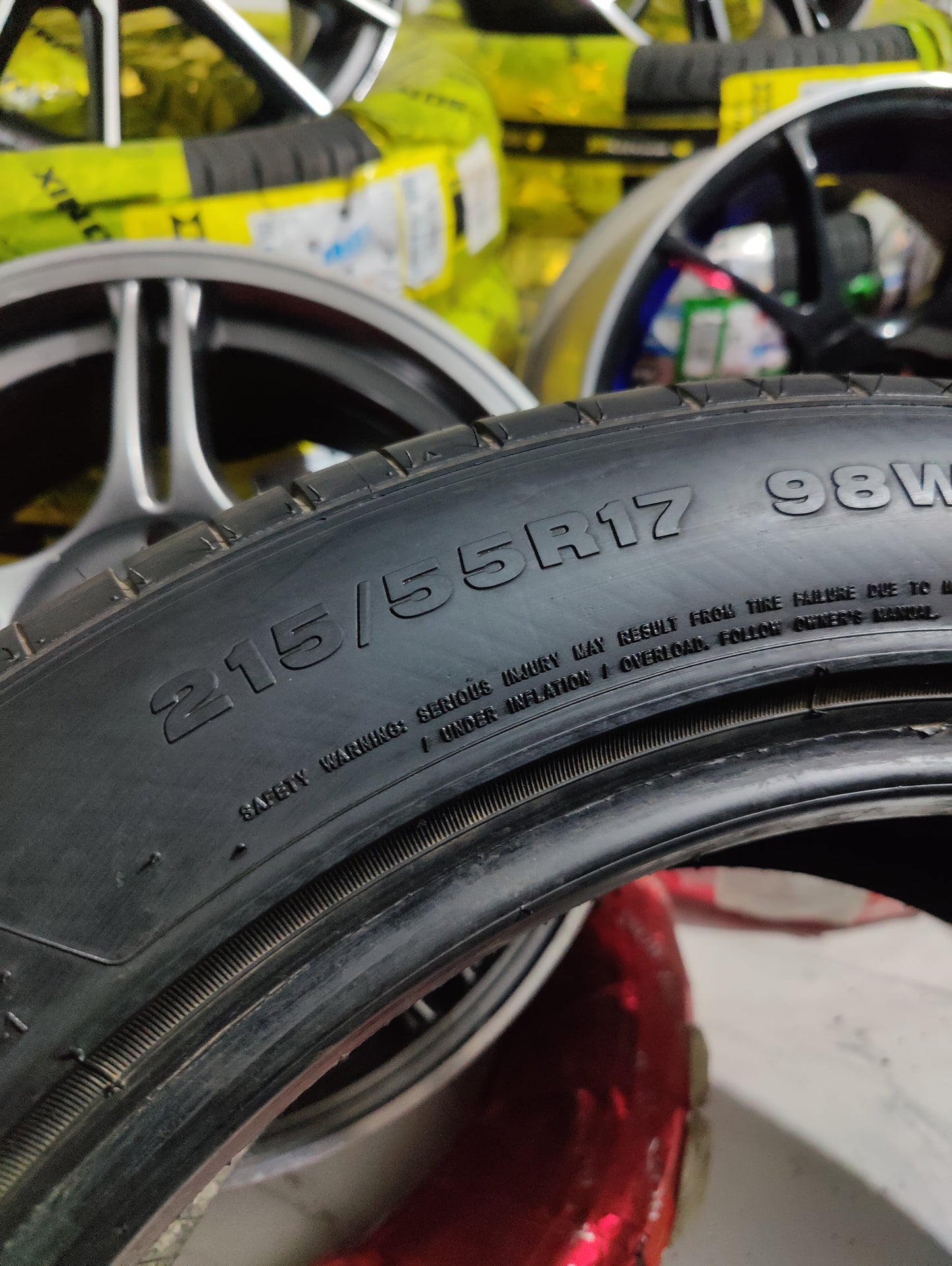 215/55/17qabli armstorng tyres set available