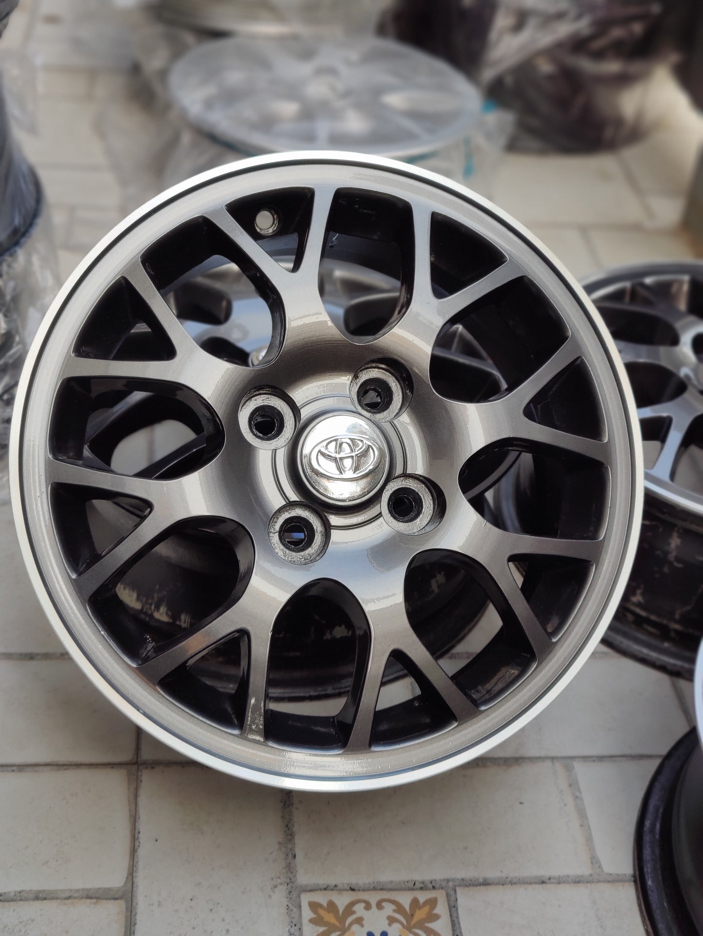 Corolla 2D/ Lancer OEM Wheels