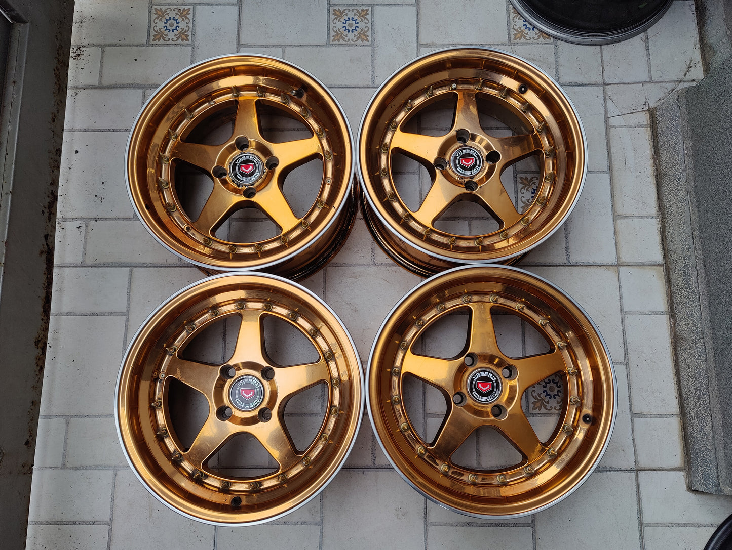 Rotiform Gold Chrome