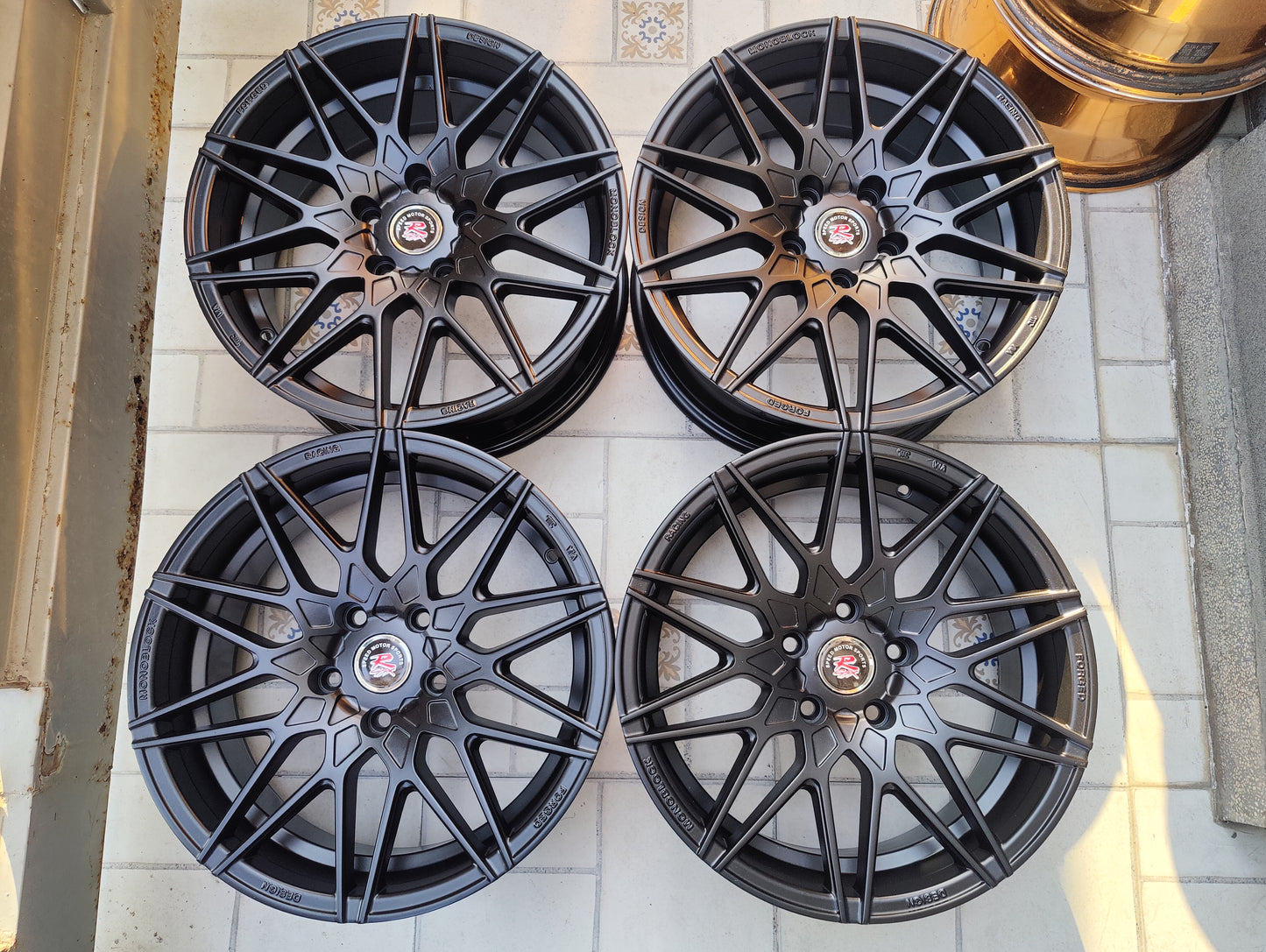 Revolution R11 Wheels