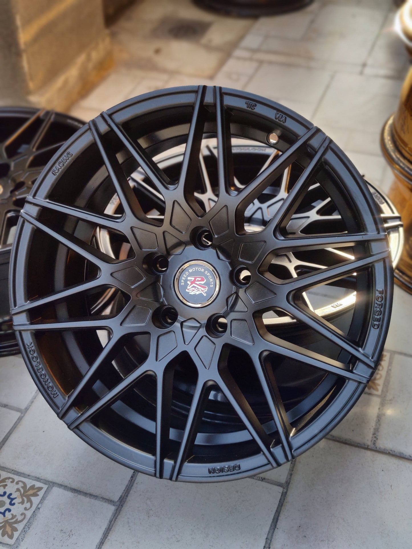 Revolution R11 Wheels