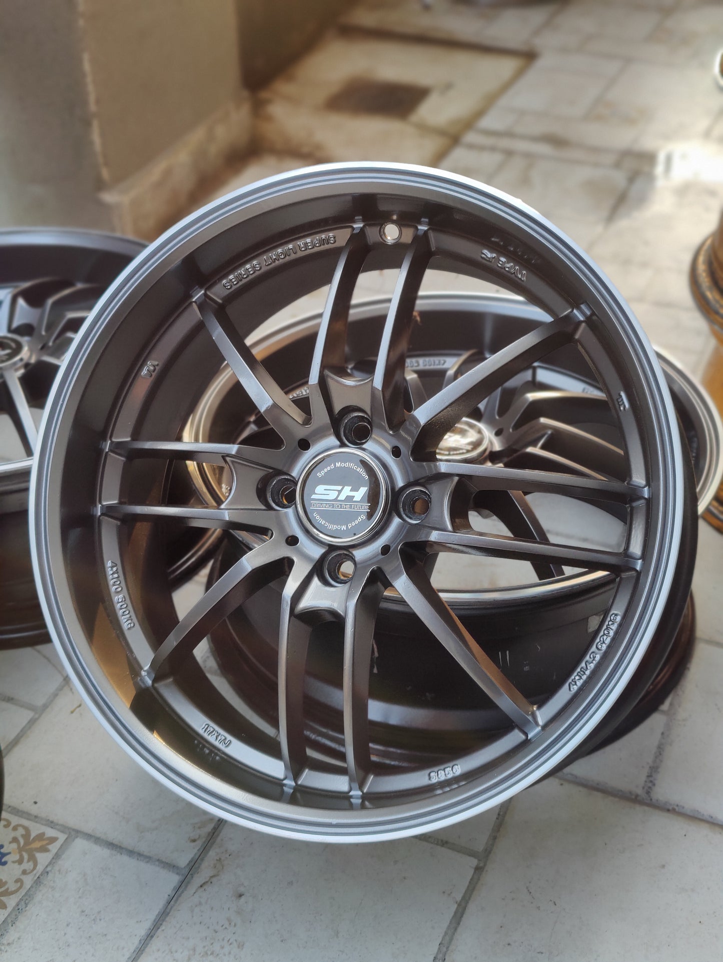 Advanti Super Light Wheels