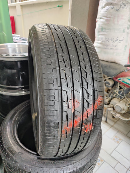 Bridgestone Regno 235/45/17 - Kabli