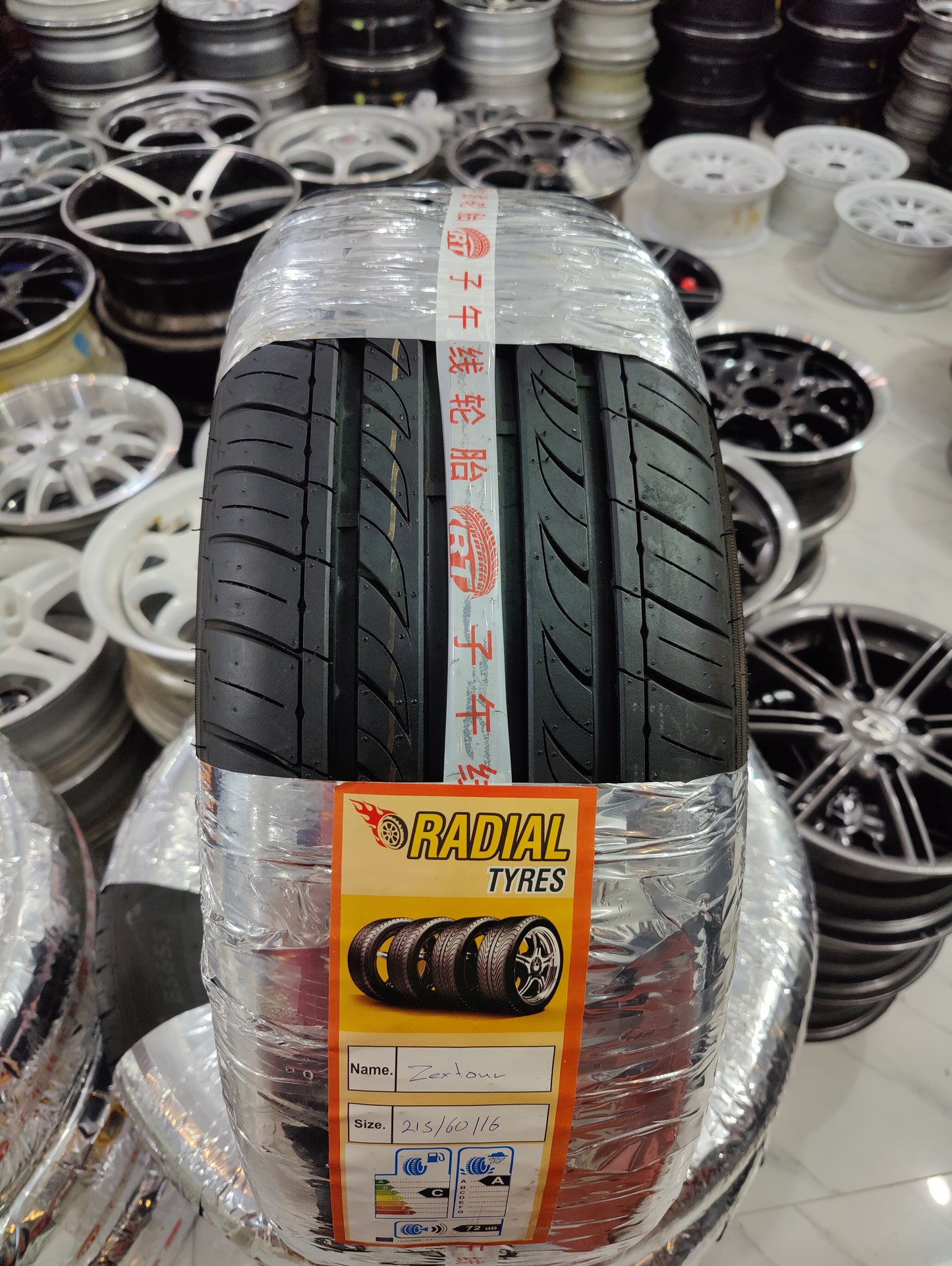 Zextour 215/60/16 - New