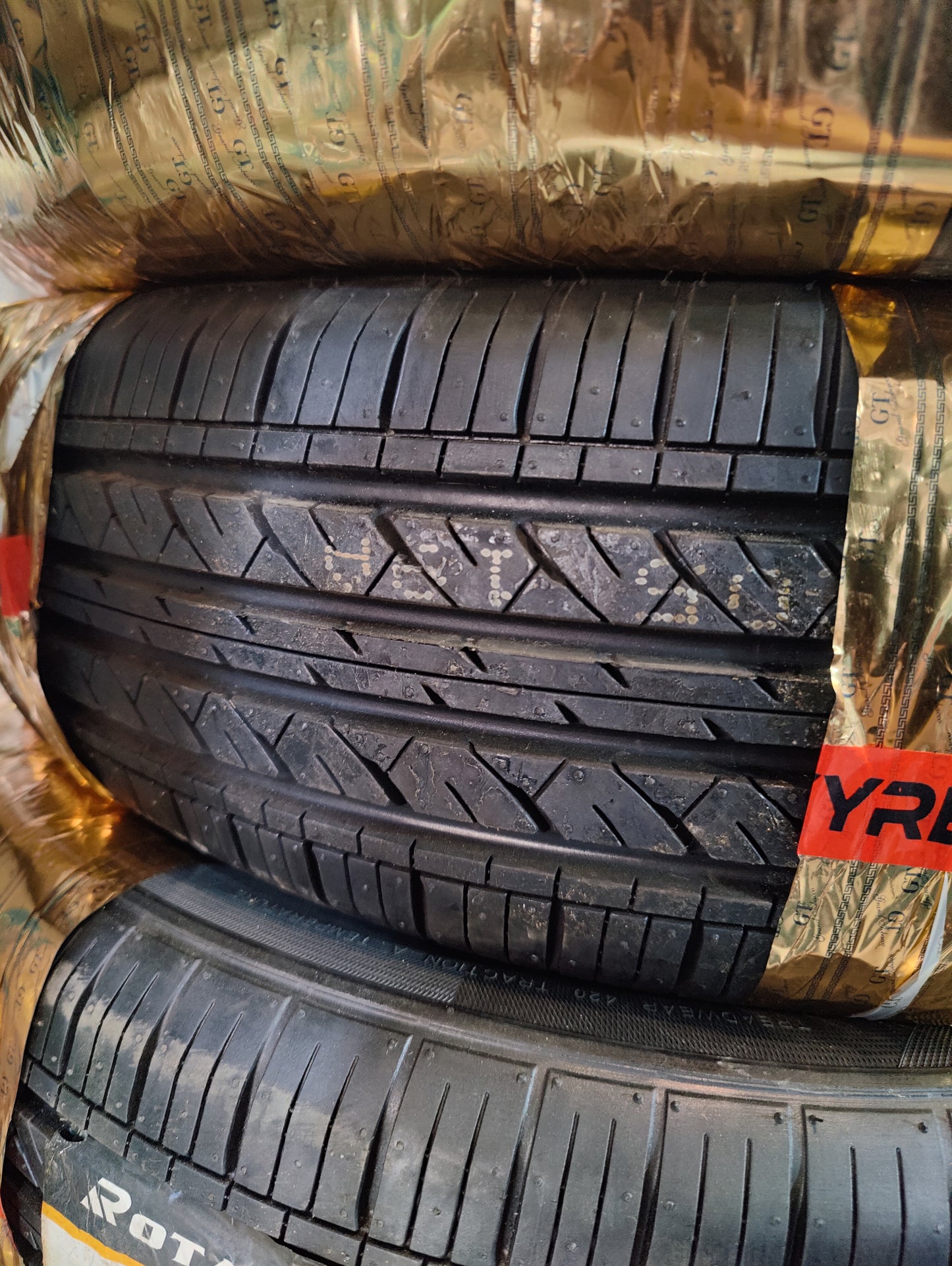 RotorMax R1 195/65/15 - New