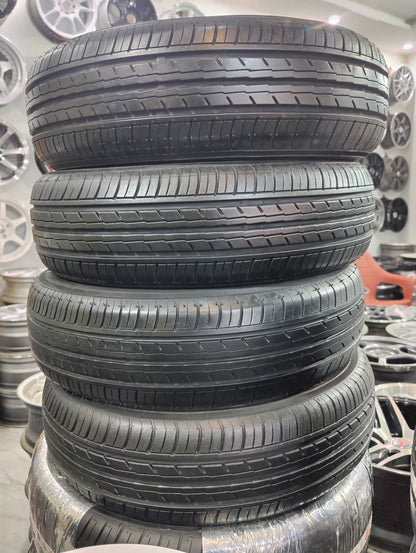 Yokohama Es-32 175/65/15 - Kabli