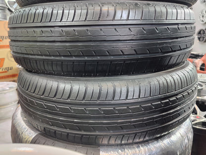 Yokohama Es-32 175/65/15 - Kabli