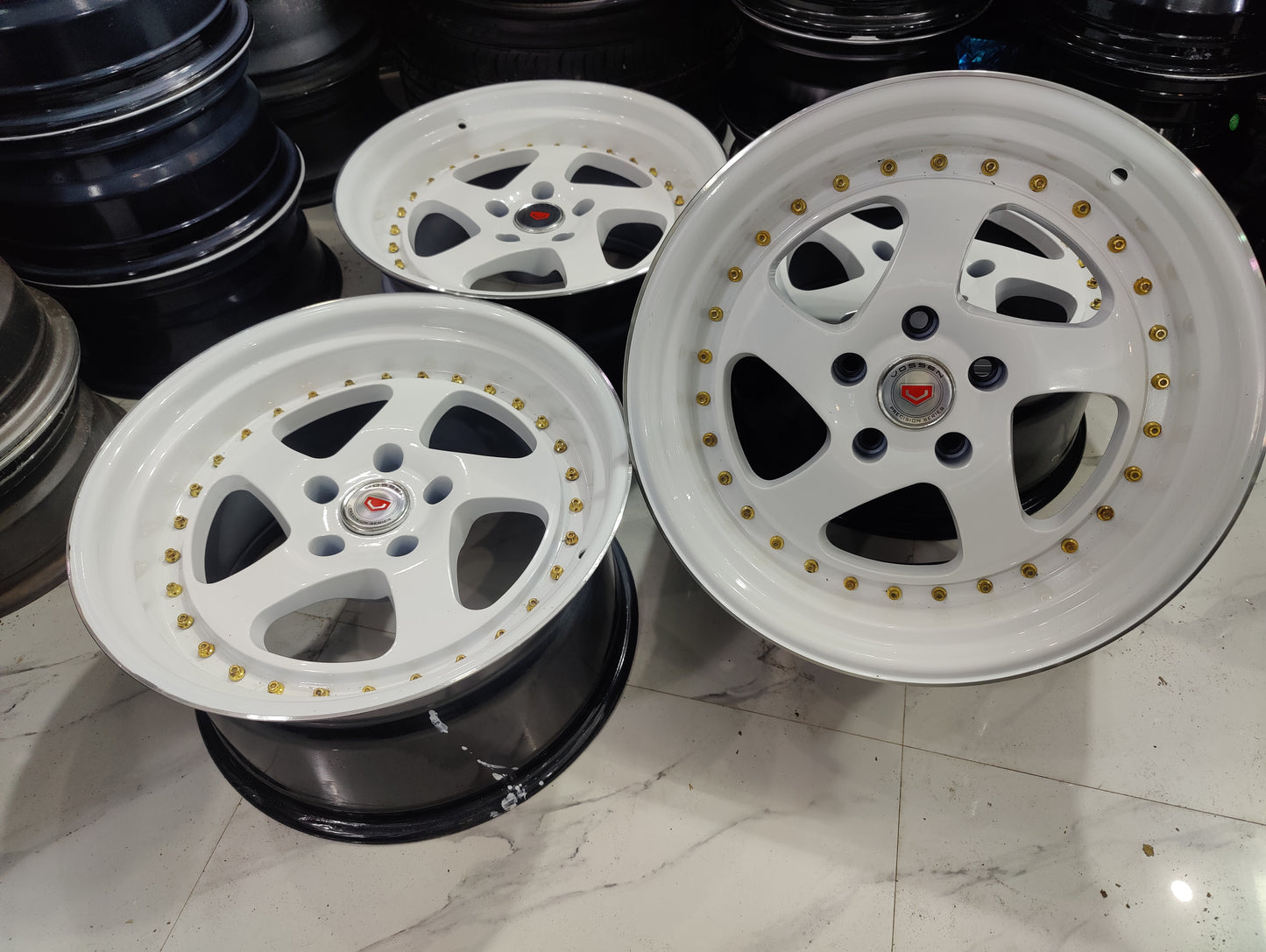 Rotiform Curving Star