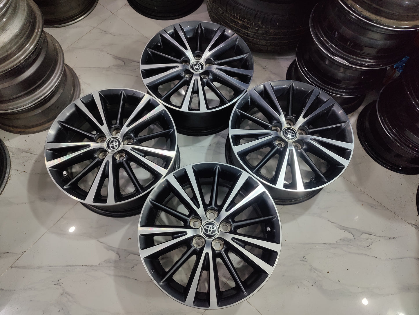 Corolla Grande Altis OEM Wheels