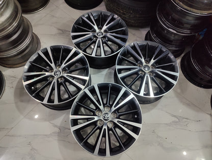 Corolla Grande Altis OEM Wheels
