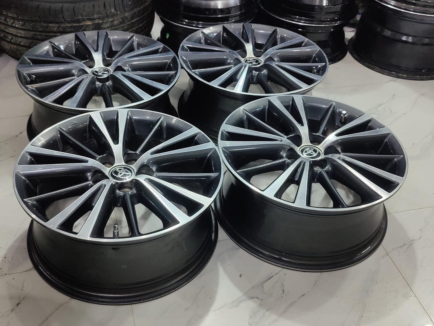 Corolla Grande Altis OEM Wheels