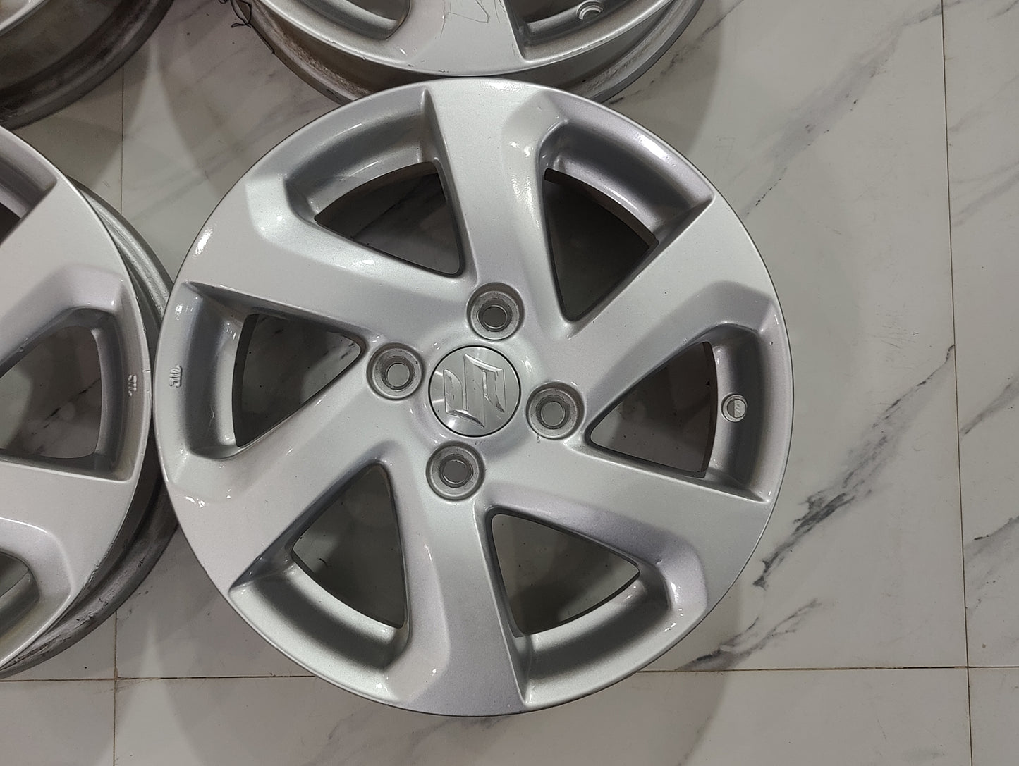 New Suzuki Cultus OEM Wheels