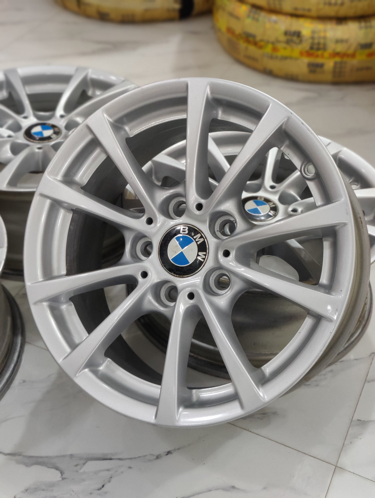 BMW 390 V-Spoke Wheels