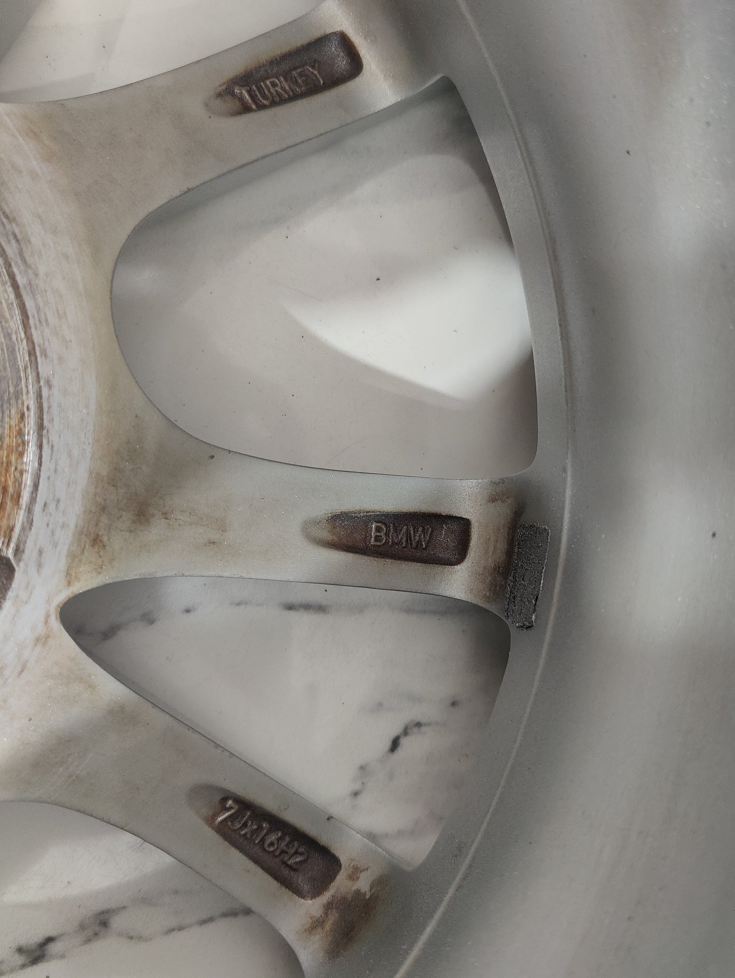 BMW 390 V-Spoke Wheels