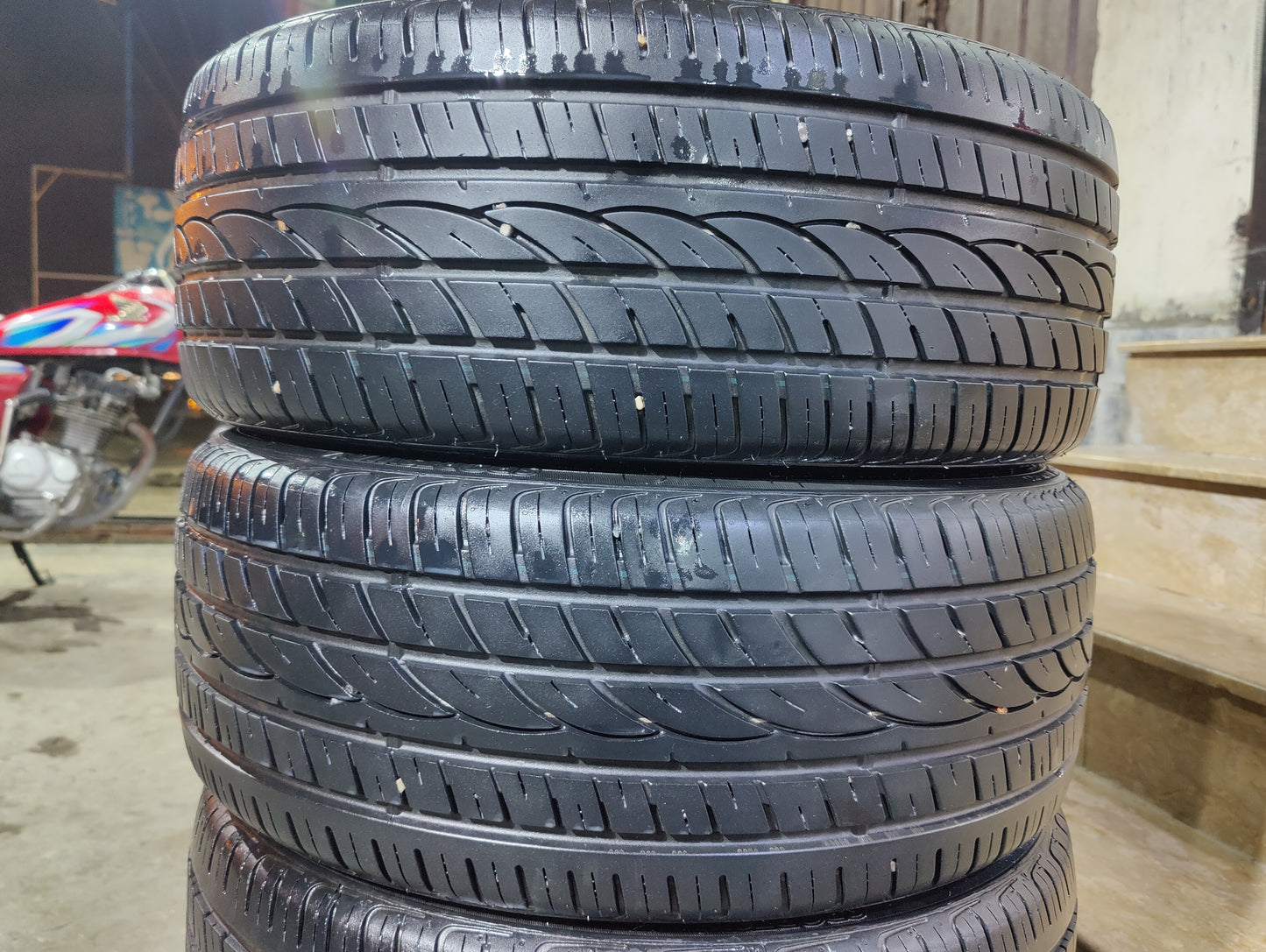 WideWay 205/40/R17 - Used