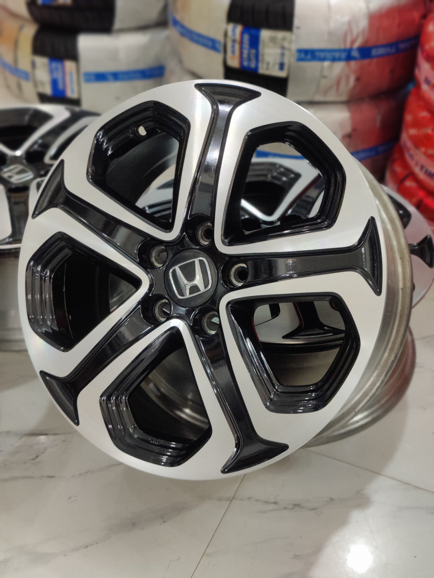 Honda Vezzel OEM Wheels