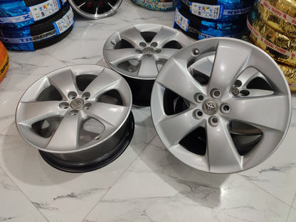 Toyota Prius OEM Rims