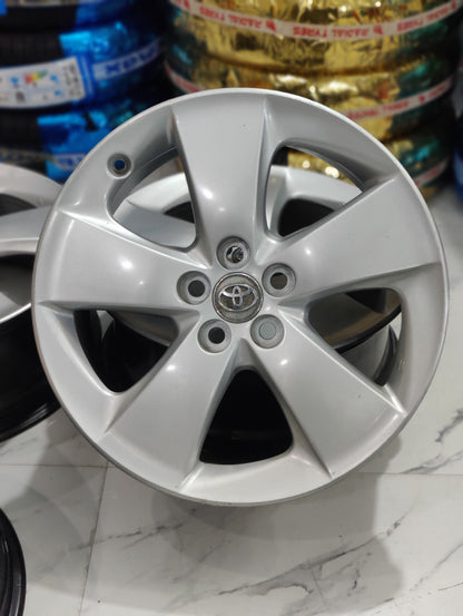Toyota Prius OEM Rims