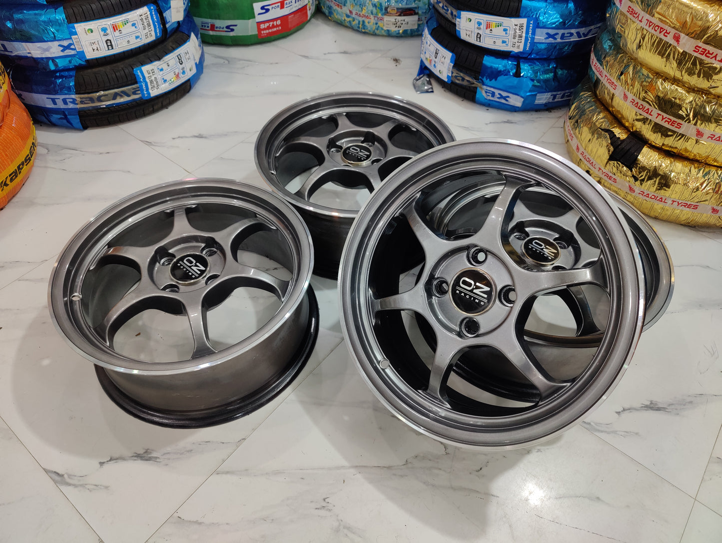 Advan RG1 Wheels