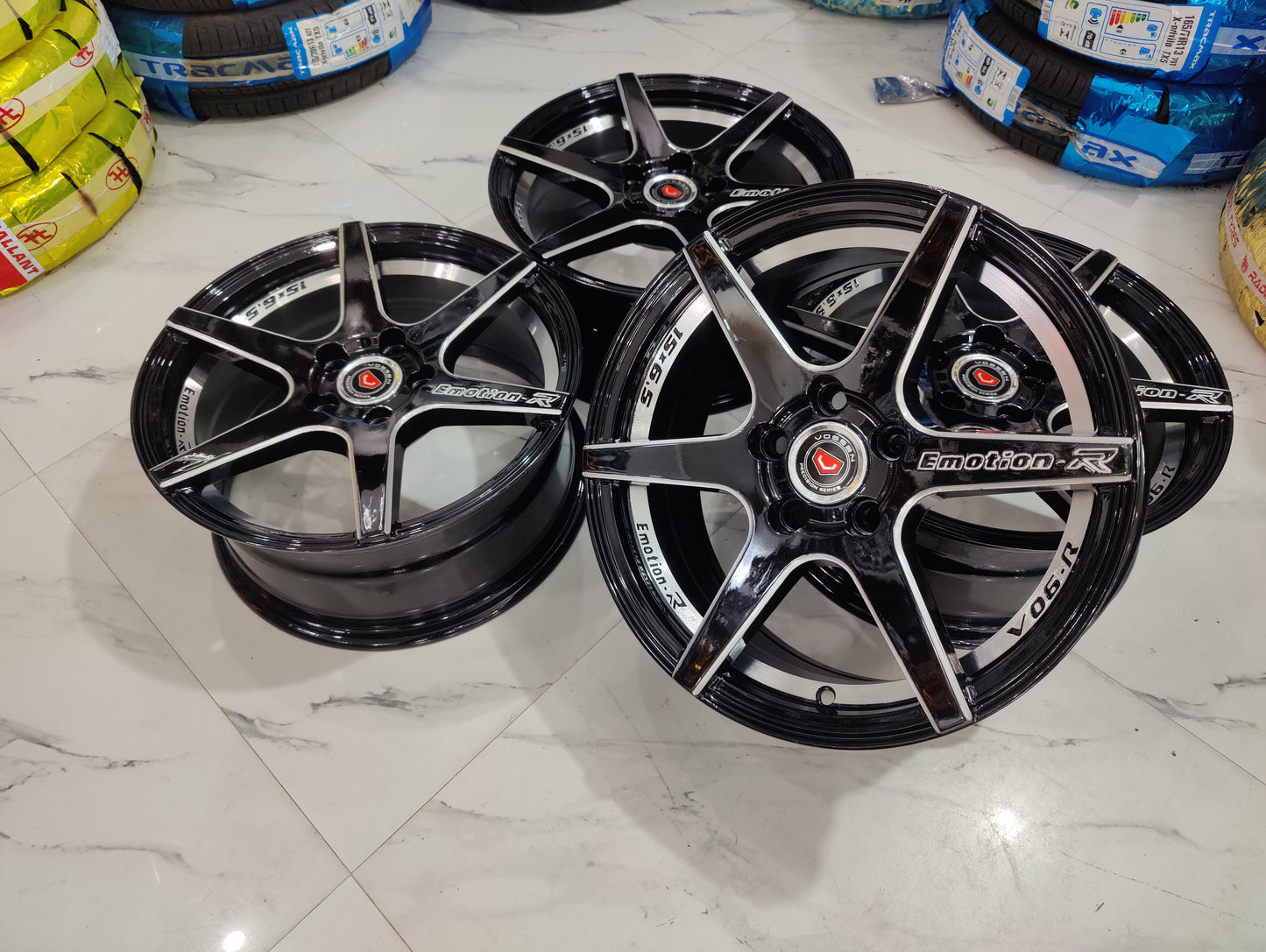 Emotion R Wheels Almost New