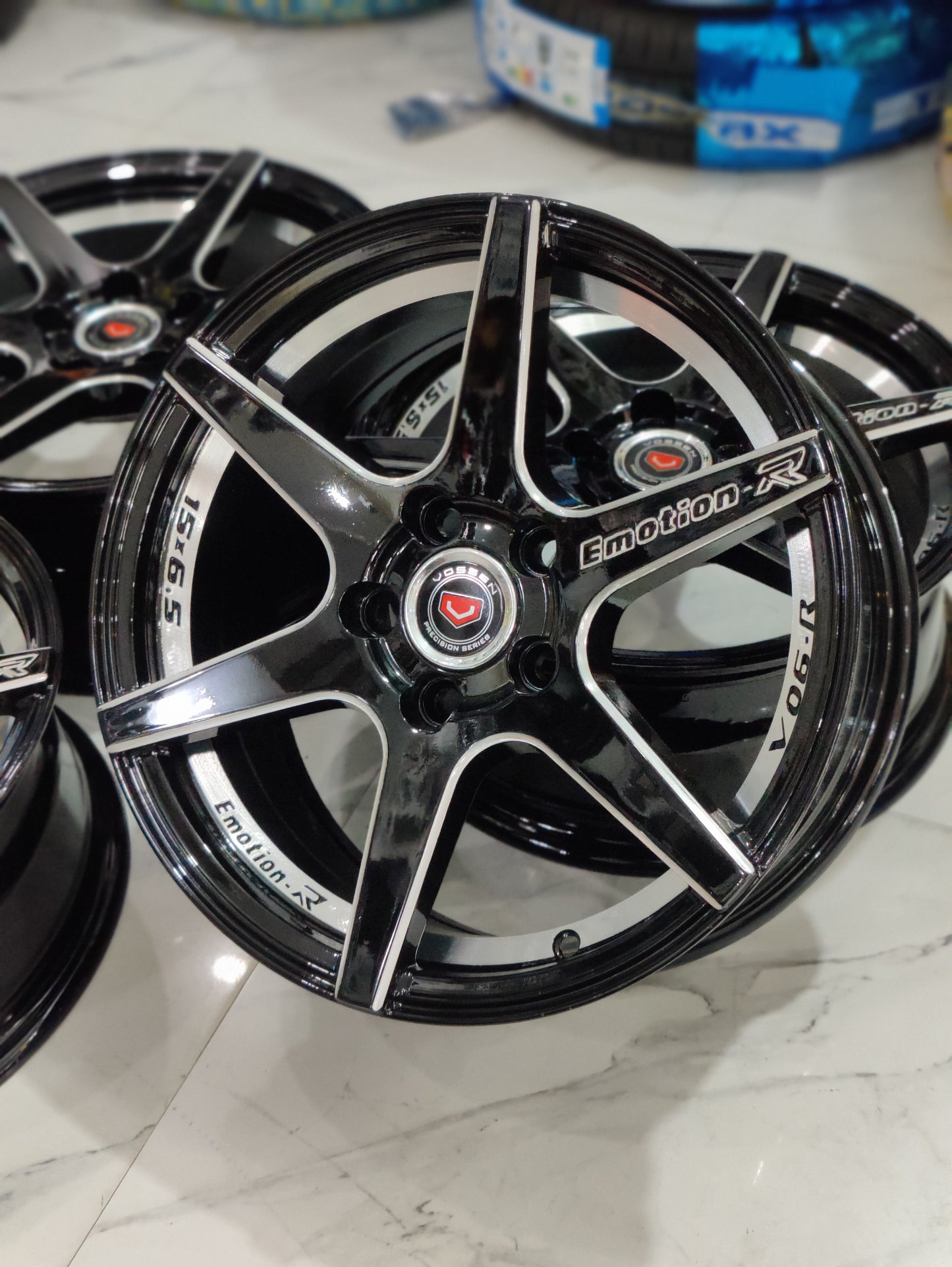 Emotion R Wheels Almost New