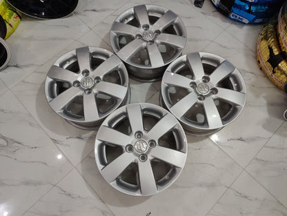 Suzuki Swift OEM wheels