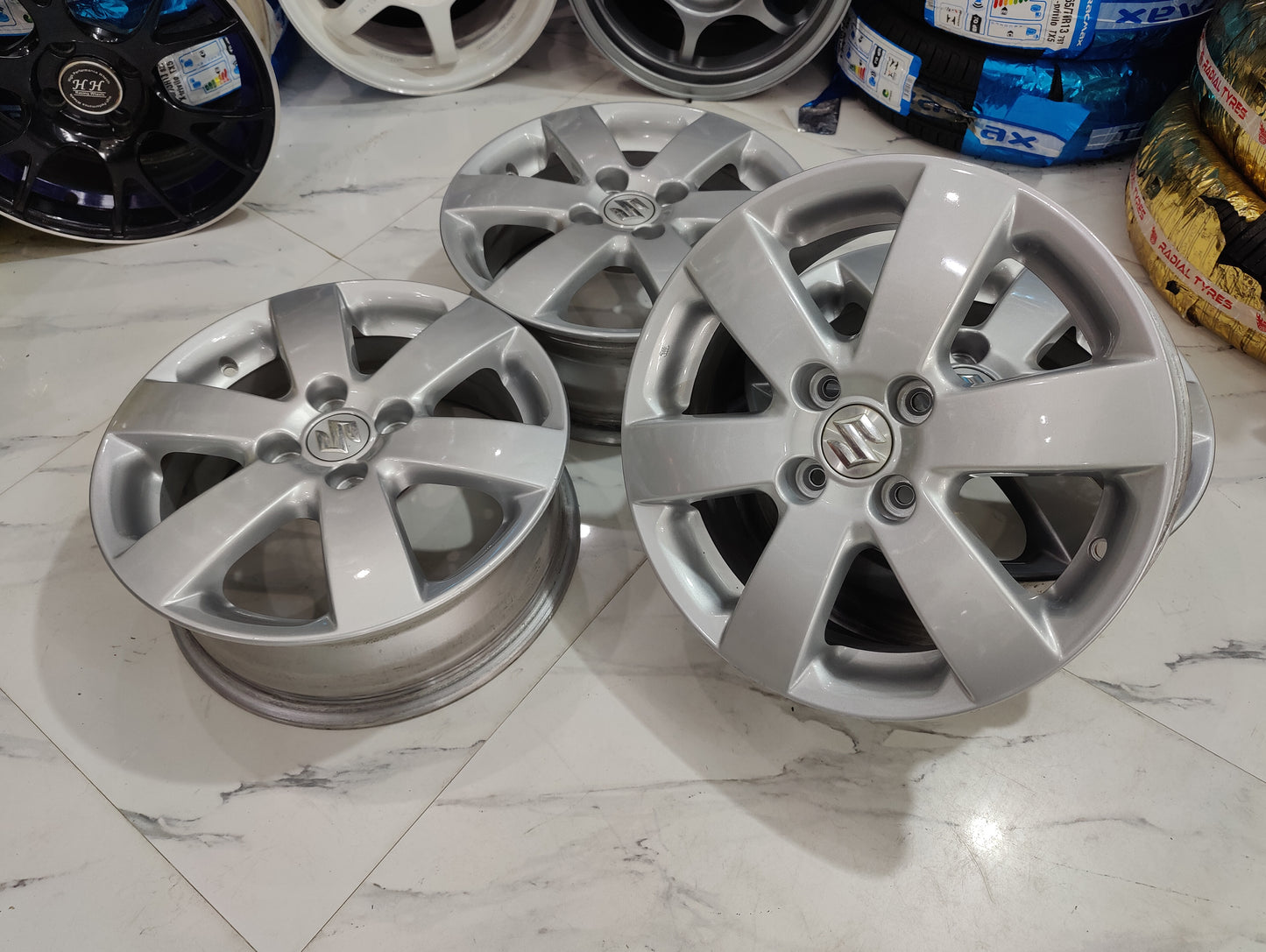 Suzuki Swift OEM wheels