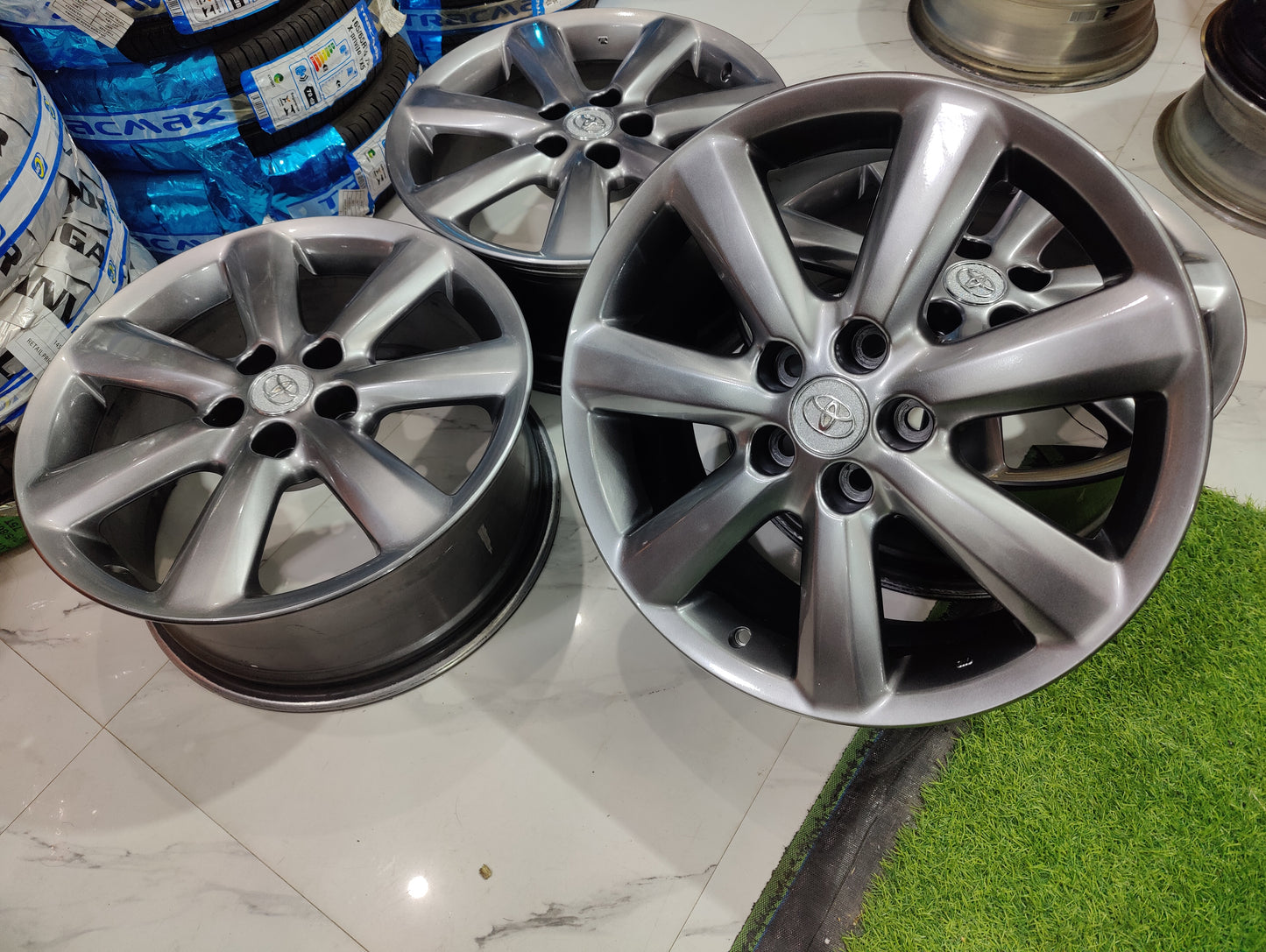 Toyota Crown OEM Wheels