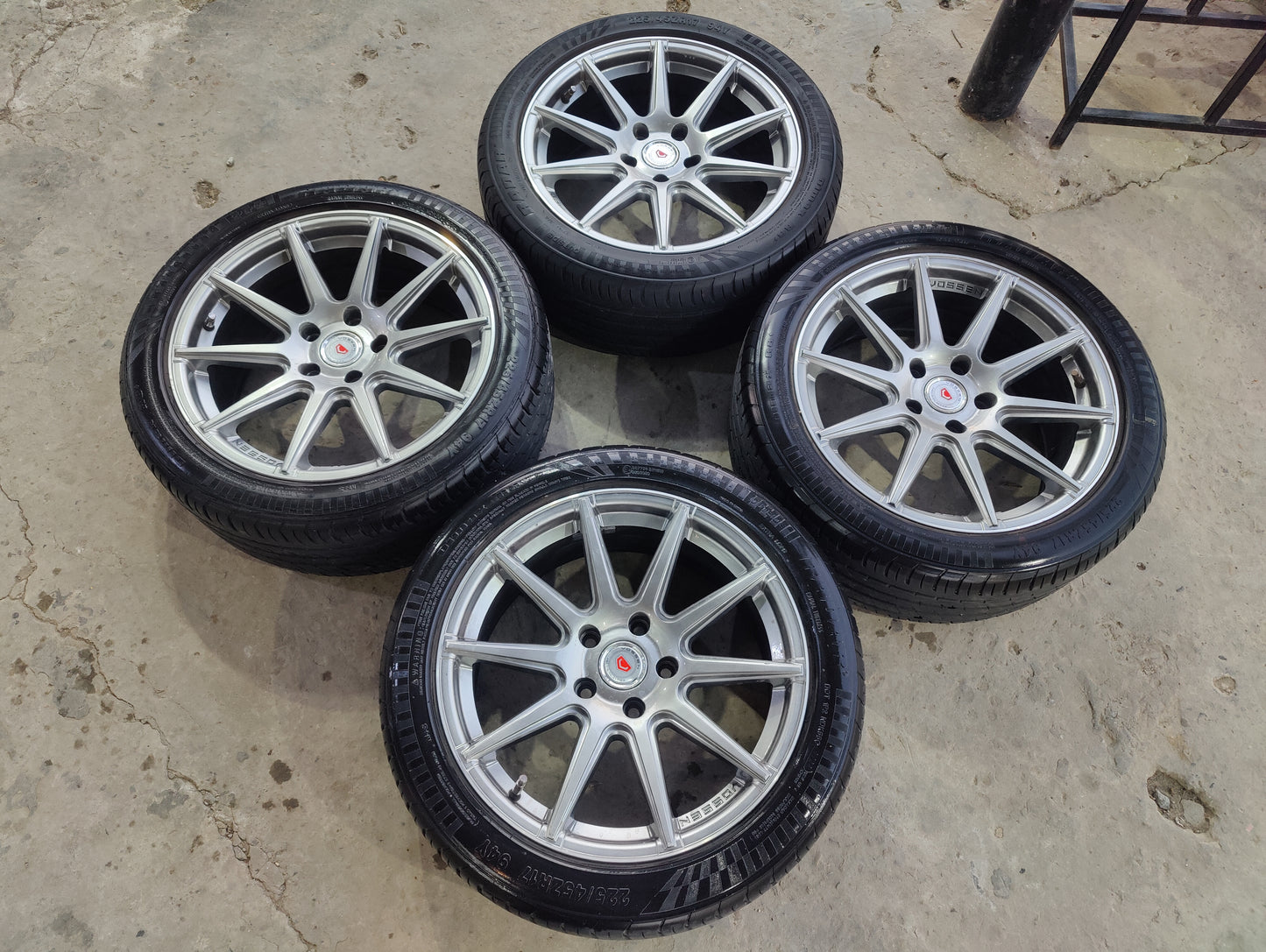 Vossen Wheels & Tyres