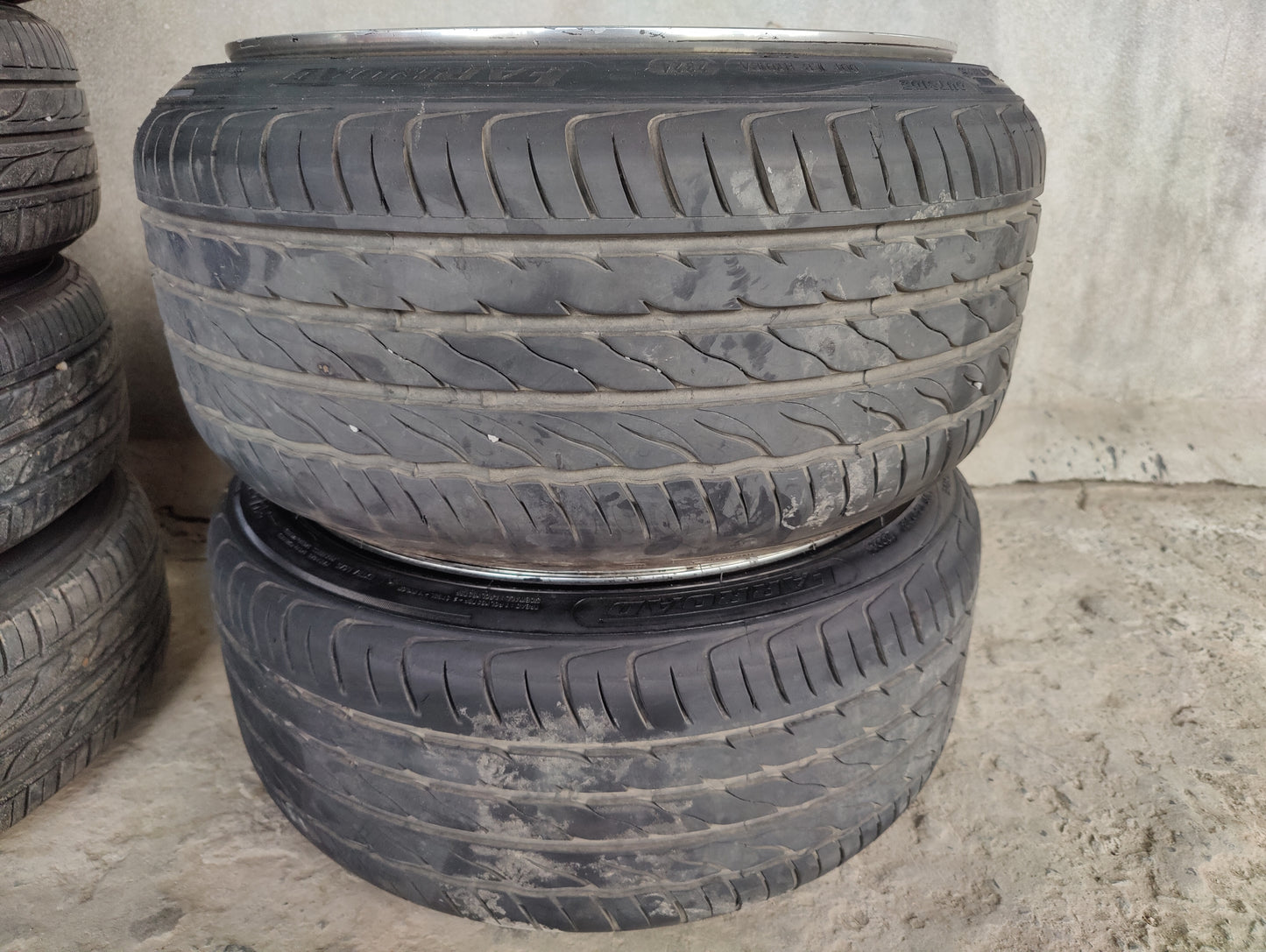 JNC Chrome Wheels & Tyres