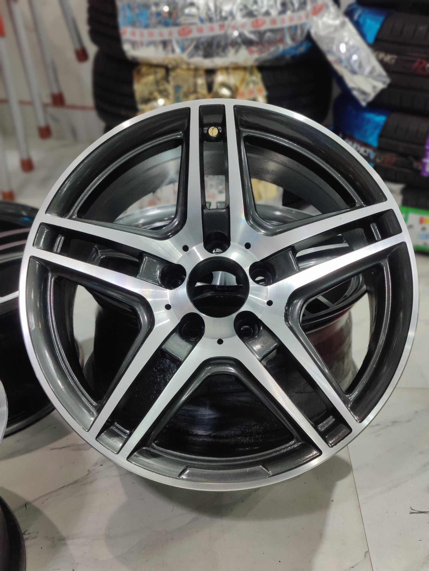Mercedes Benz E class wheels