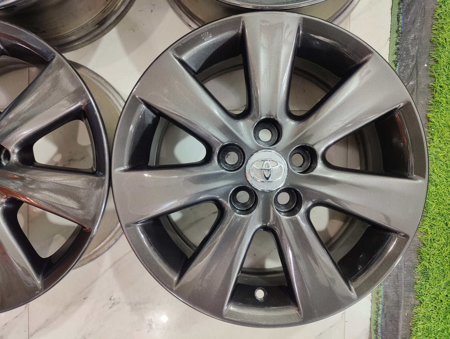 Altis OEM wheels