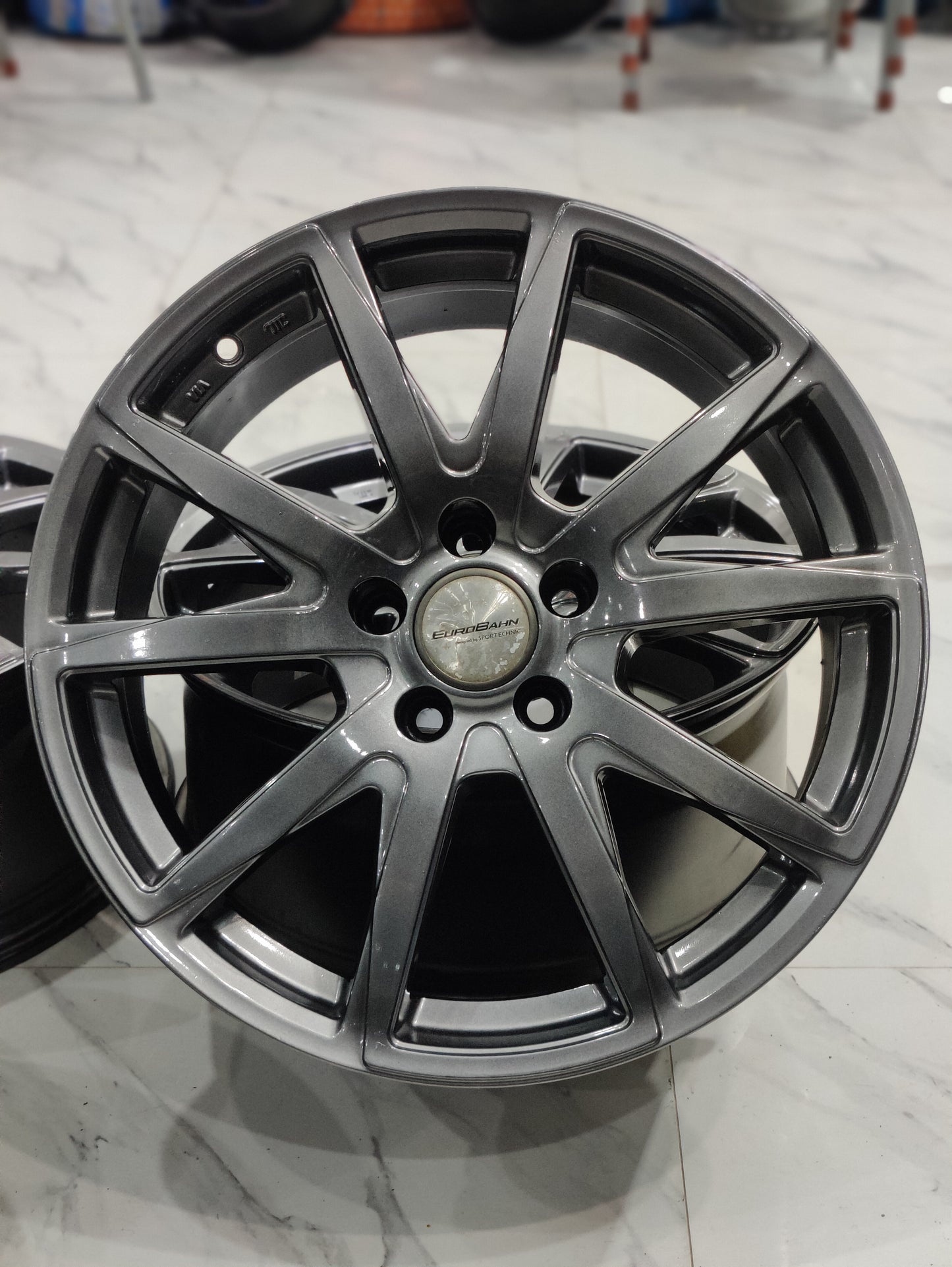 EuroBahn R18 Sport wheels