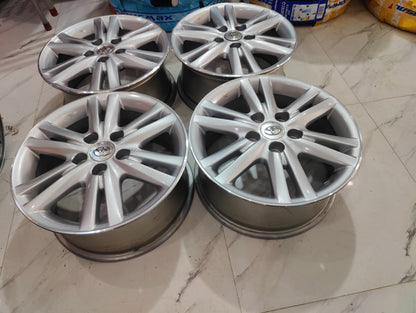 Toyota mark x oem wheels